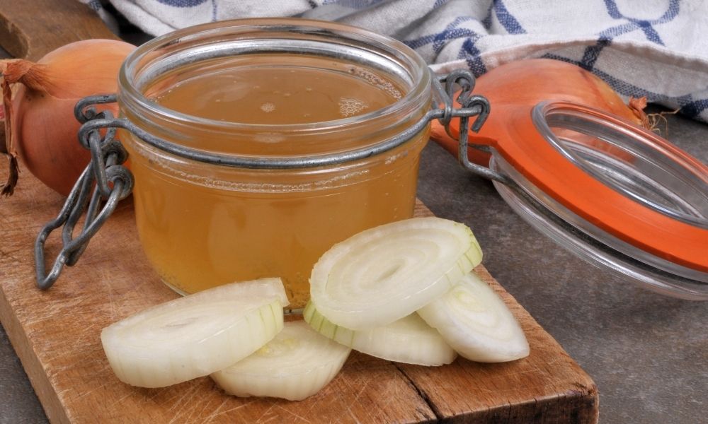 Hành tây giúp kích thích mọc tóc và cải thiện tuần hoàn máu