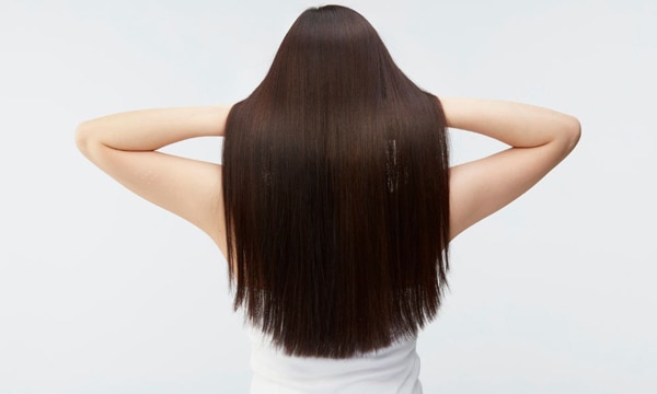 Hấp dầu tóc giúp mái tóc trở nên suôn mượt, chắc khỏe Hấp dầu tóc giúp mái tóc trở nên suôn mượt, chắc khỏe